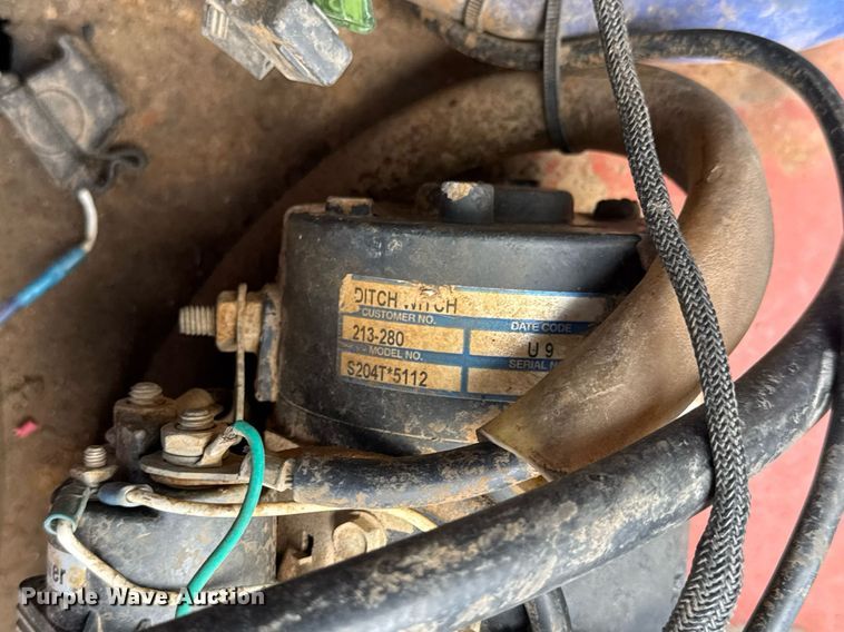 image for item EQ1493 2002 Ditch Witch FX30 vacuum excavator