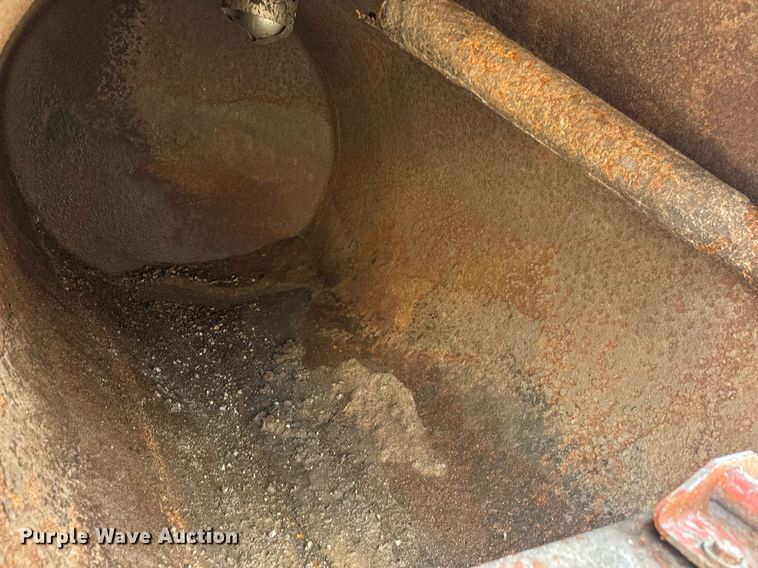 image for item EQ1493 2002 Ditch Witch FX30 vacuum excavator