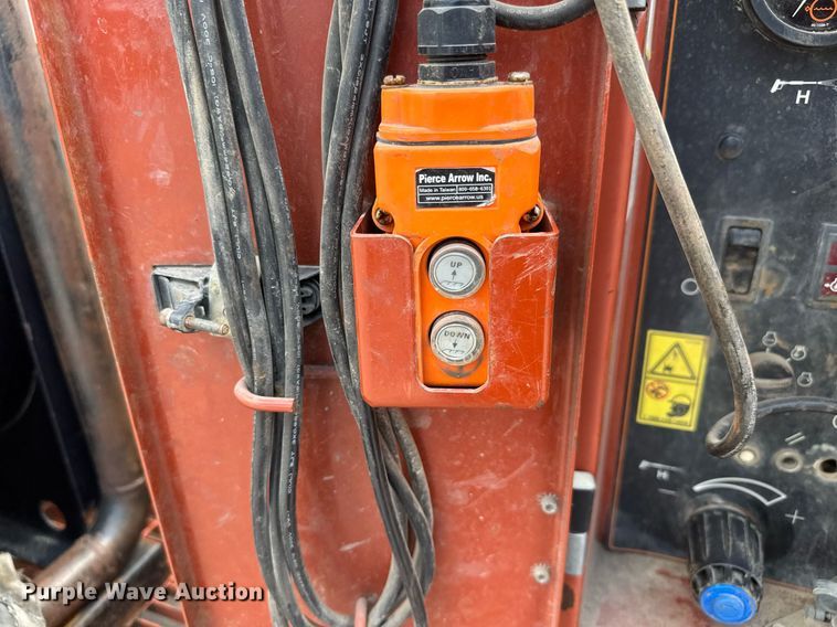 image for item EQ1493 2002 Ditch Witch FX30 vacuum excavator