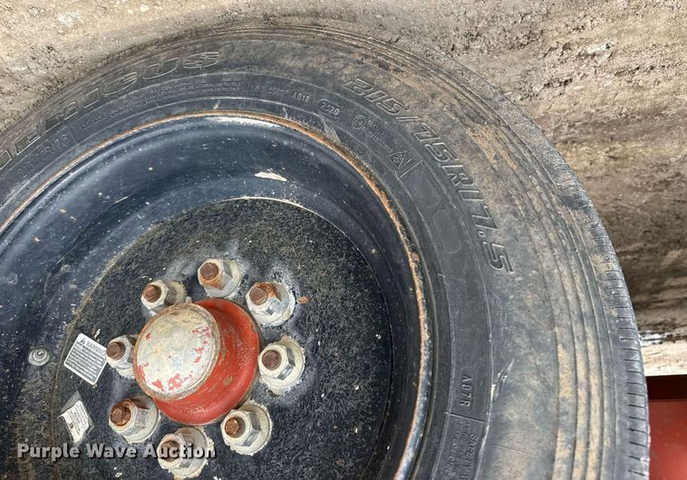 image for item EQ1493 2002 Ditch Witch FX30 vacuum excavator