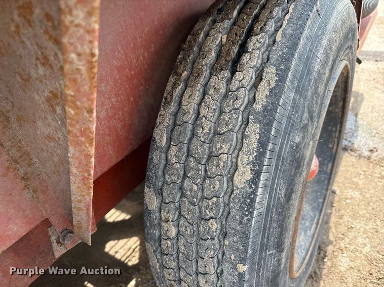 image for item EQ1493 2002 Ditch Witch FX30 vacuum excavator