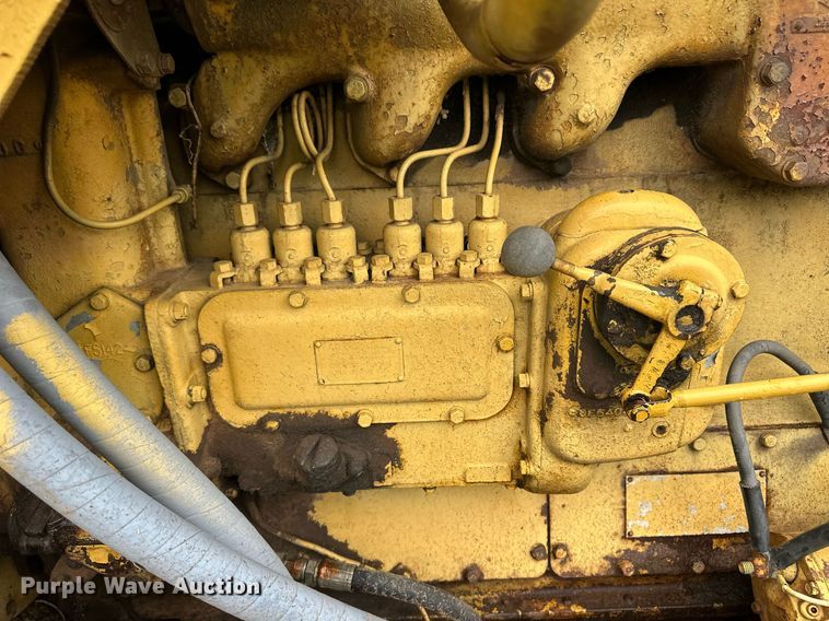 image for item EQ4724 1958 Caterpillar D6 9U dozer