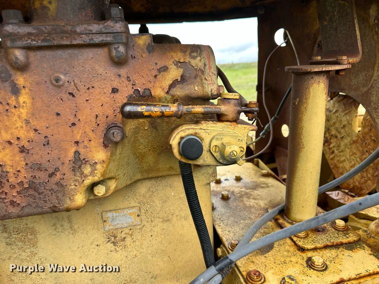 image for item EQ4724 1958 Caterpillar D6 9U dozer
