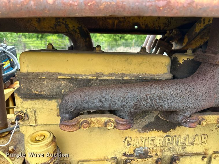 image for item EQ4724 1958 Caterpillar D6 9U dozer