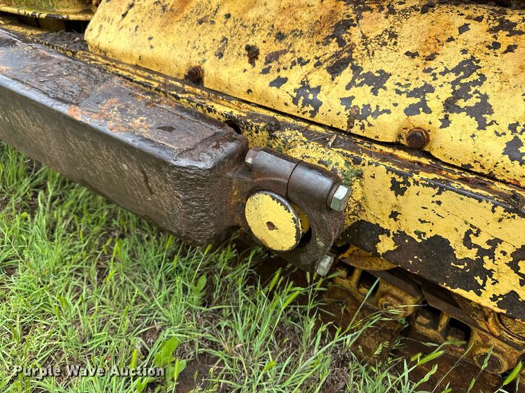 image for item EQ4724 1958 Caterpillar D6 9U dozer
