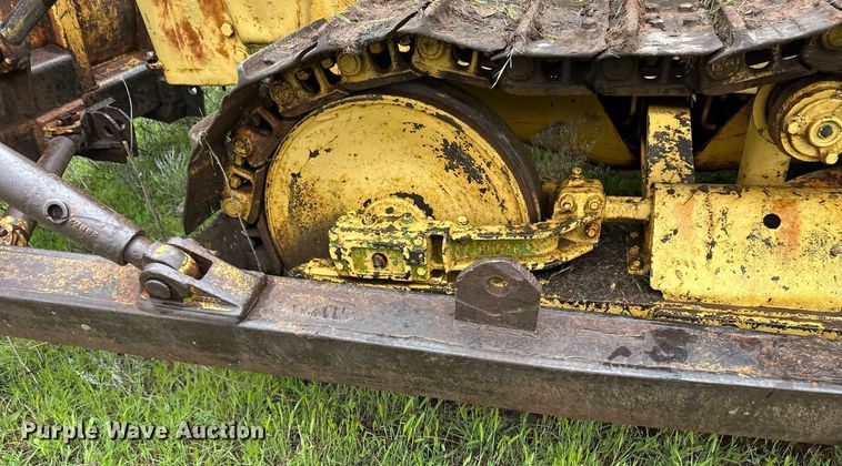 image for item EQ4724 1958 Caterpillar D6 9U dozer