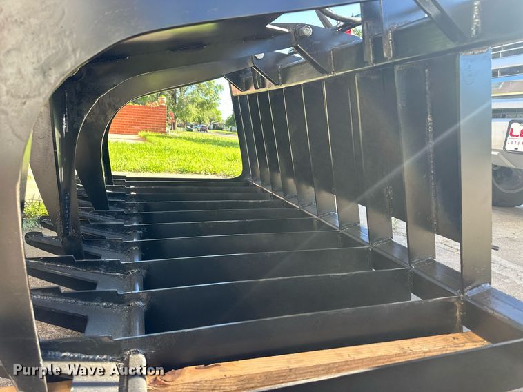 image for item EQ4761 74