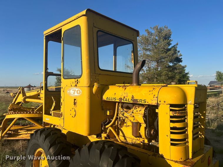 image for item EX9804 Allis-Chalmers M70 rigid frame motor grader