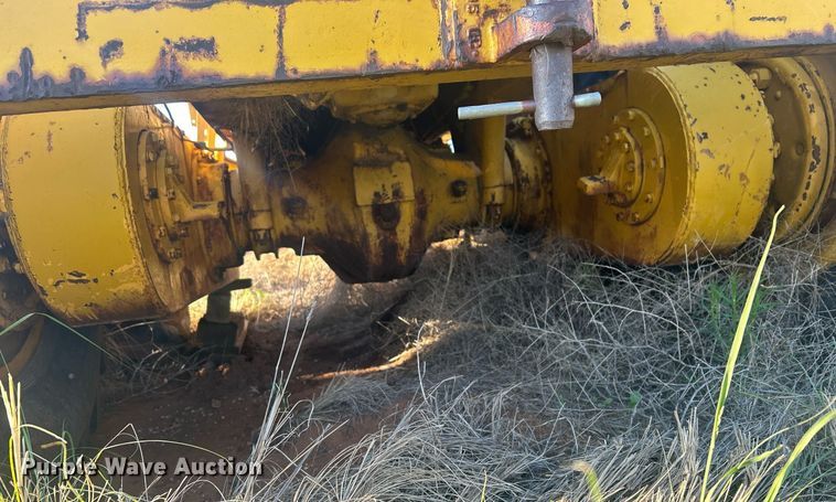 image for item EX9804 Allis-Chalmers M70 rigid frame motor grader