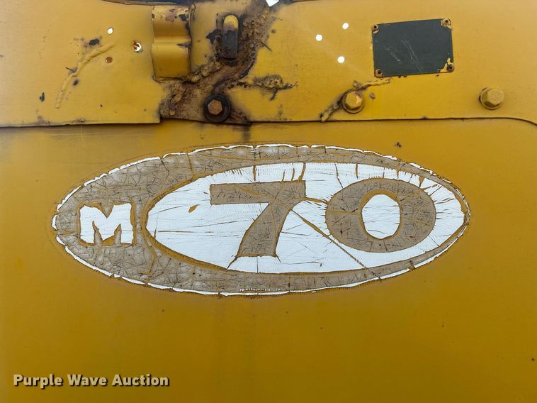 image for item EX9804 Allis-Chalmers M70 rigid frame motor grader