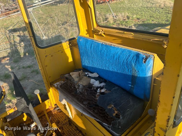 image for item EX9804 Allis-Chalmers M70 rigid frame motor grader