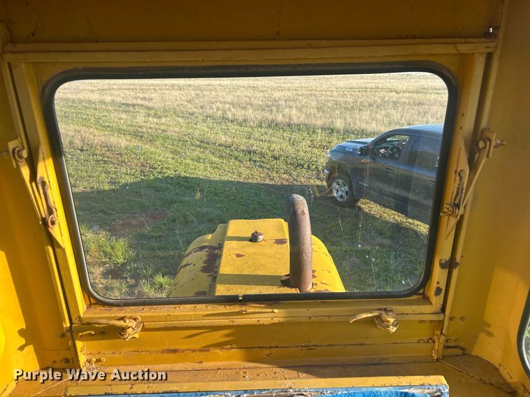 image for item EX9804 Allis-Chalmers M70 rigid frame motor grader