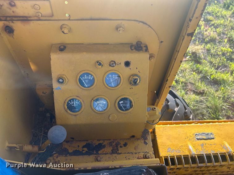 image for item EX9804 Allis-Chalmers M70 rigid frame motor grader