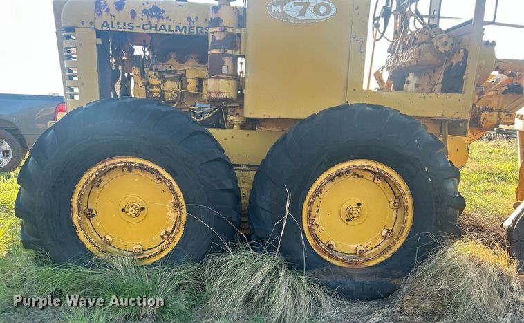 image for item EX9804 Allis-Chalmers M70 rigid frame motor grader