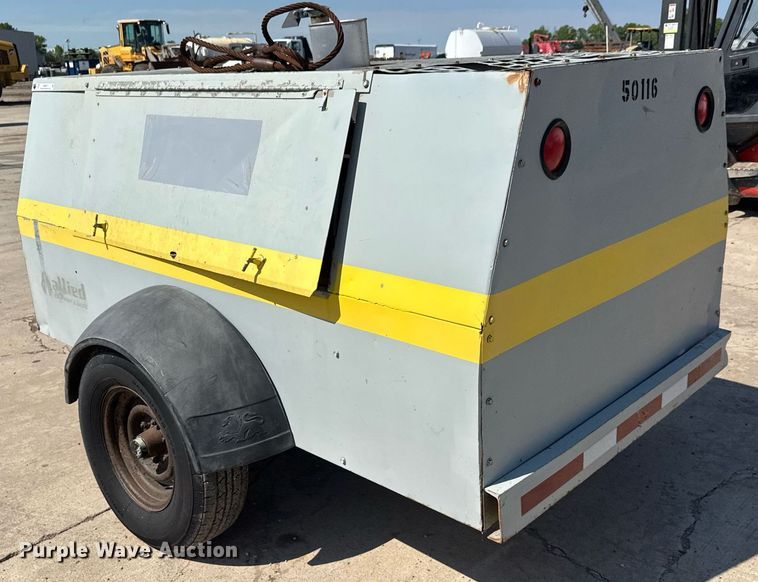 image for item MS9971 1994 LeRoi International 3272X451 air compressor