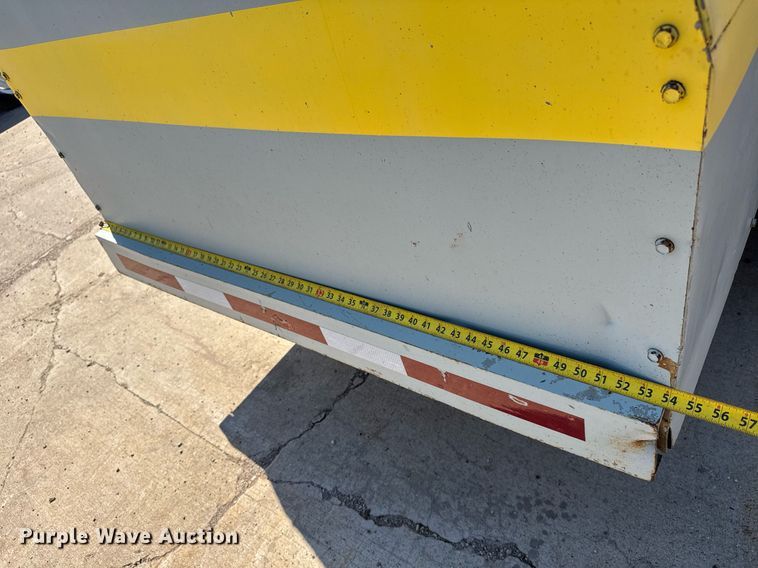 image for item MS9971 1994 LeRoi International 3272X451 air compressor