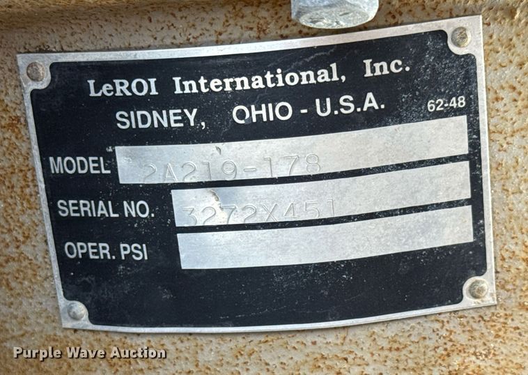 image for item MS9971 1994 LeRoi International 3272X451 air compressor
