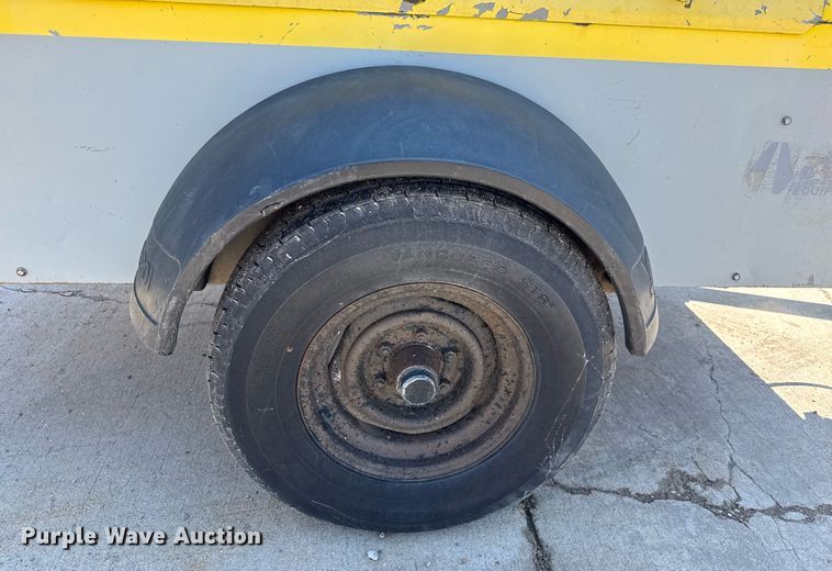 image for item MS9971 1994 LeRoi International 3272X451 air compressor