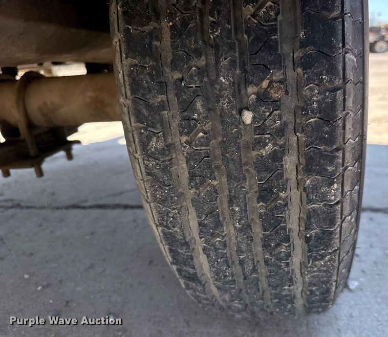 image for item MS9971 1994 LeRoi International 3272X451 air compressor