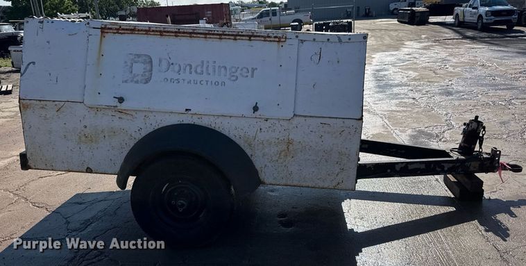 image for item MS9972 1997 LeRoi International Q185DJE air compressor