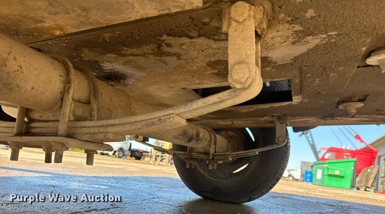 image for item MS9972 1997 LeRoi International Q185DJE air compressor