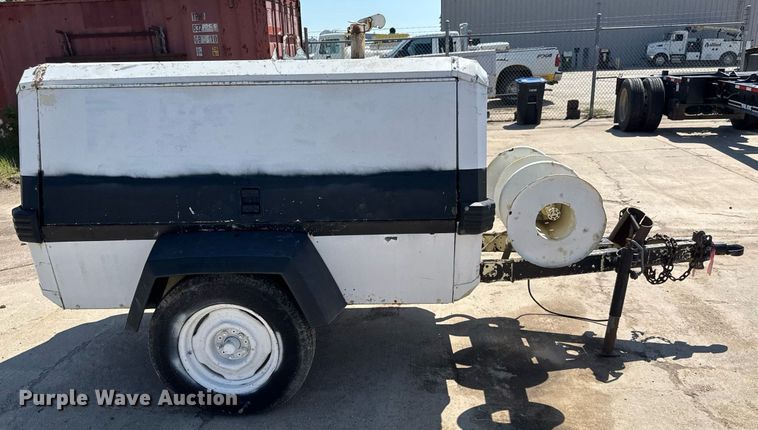 image for item MS9973 1997 Ingersoll Rand P185WJD air compressor