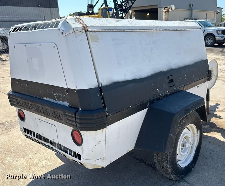 image for item MS9973 1997 Ingersoll Rand P185WJD air compressor