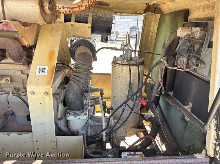 image for item MS9973 1997 Ingersoll Rand P185WJD air compressor