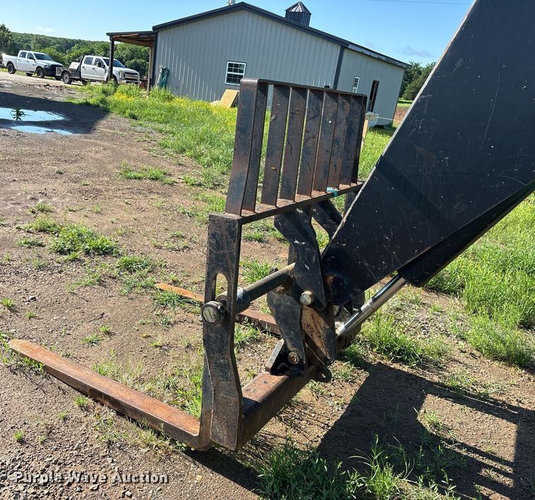 image for item ND9710 2015 JLG 6042 telehandler