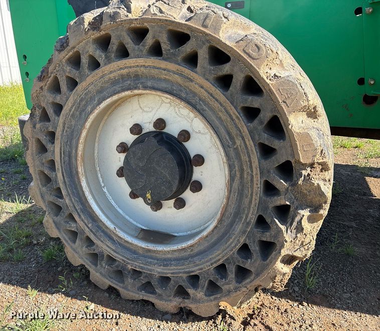 image for item ND9710 2015 JLG 6042 telehandler