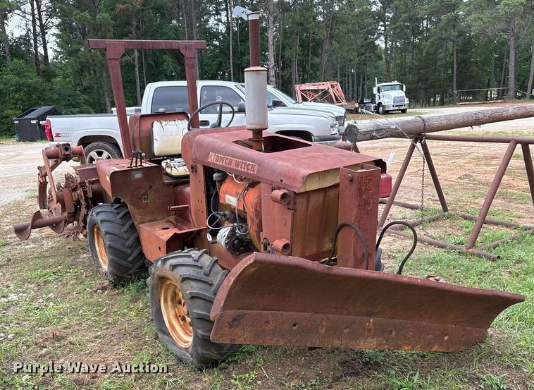 image for item ND9712 1979 Ditch Witch R40 trencher