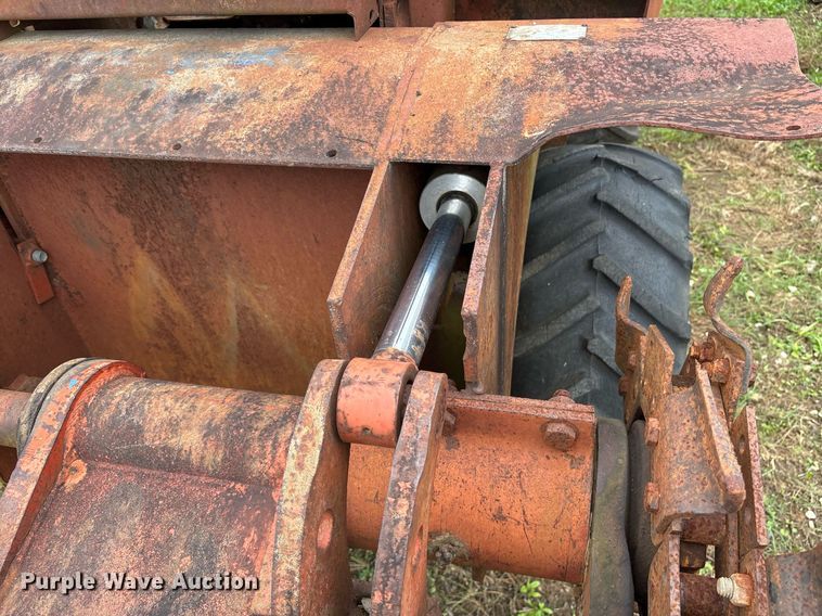 image for item ND9712 1979 Ditch Witch R40 trencher