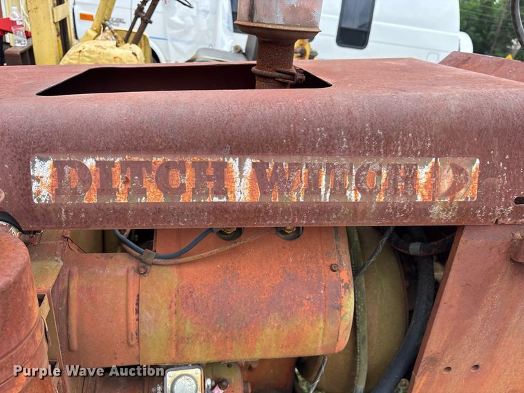 image for item ND9712 1979 Ditch Witch R40 trencher
