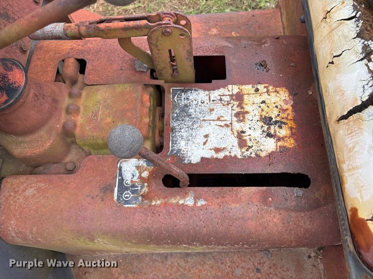 image for item ND9712 1979 Ditch Witch R40 trencher