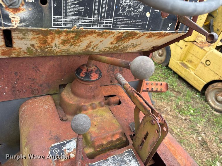 image for item ND9712 1979 Ditch Witch R40 trencher