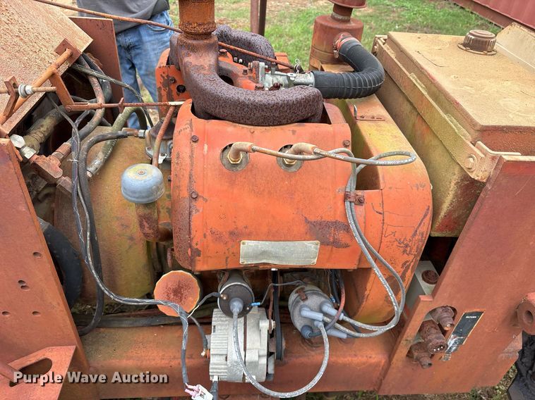 image for item ND9712 1979 Ditch Witch R40 trencher