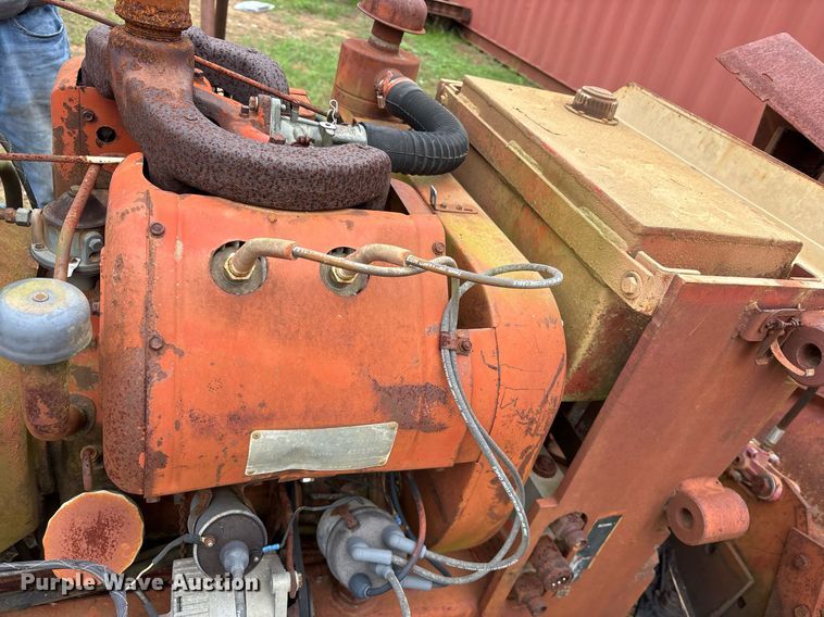 image for item ND9712 1979 Ditch Witch R40 trencher