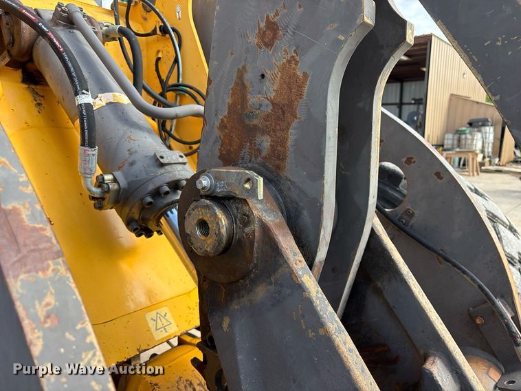 image for item ND9715 2011 Volvo L60F wheel loader