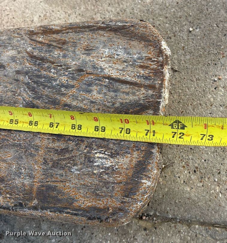 image for item ND9715 2011 Volvo L60F wheel loader