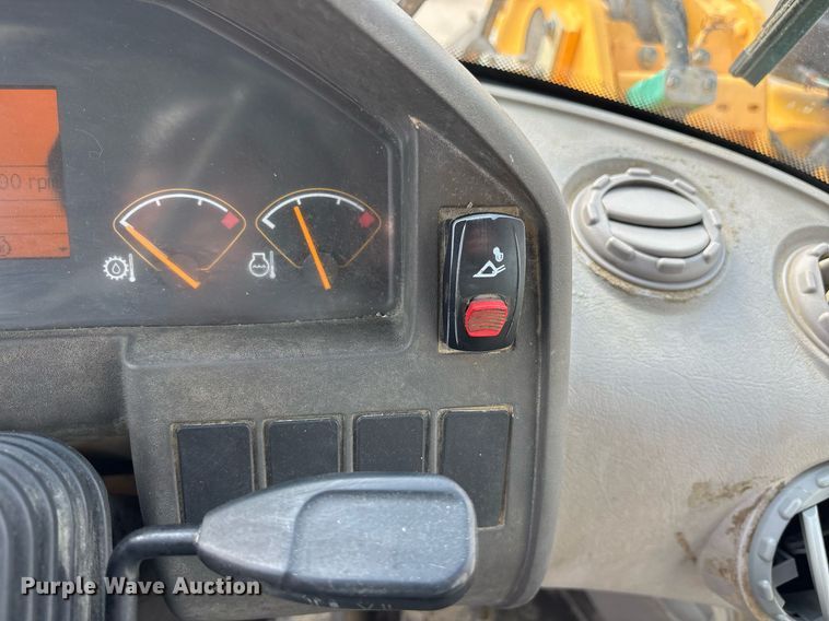 image for item ND9715 2011 Volvo L60F wheel loader