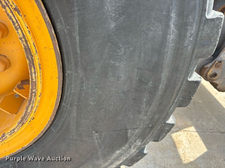 image for item ND9715 2011 Volvo L60F wheel loader