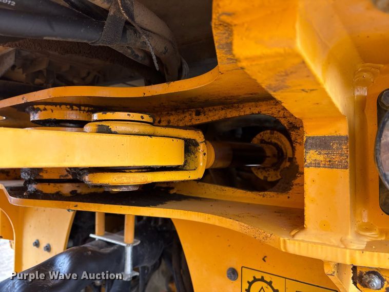 image for item ND9716 2012 Volvo L70G wheel loader