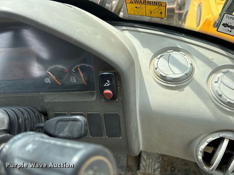 image for item ND9716 2012 Volvo L70G wheel loader