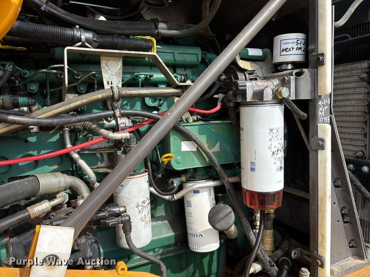 image for item ND9716 2012 Volvo L70G wheel loader