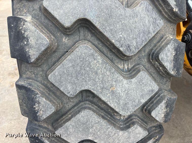 image for item ND9716 2012 Volvo L70G wheel loader