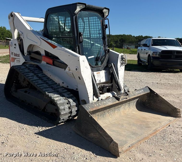 image for item ND9766 2022 Bobcat T870 tracked skid steer loader