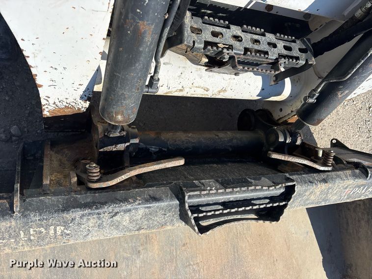 image for item ND9766 2022 Bobcat T870 tracked skid steer loader