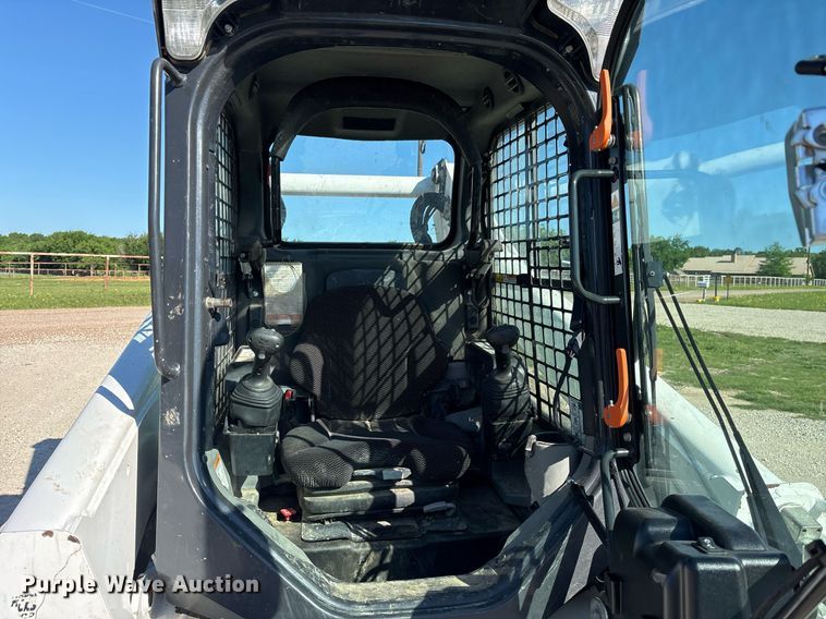 image for item ND9766 2022 Bobcat T870 tracked skid steer loader