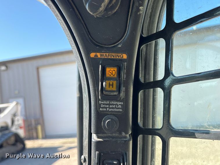 image for item ND9766 2022 Bobcat T870 tracked skid steer loader