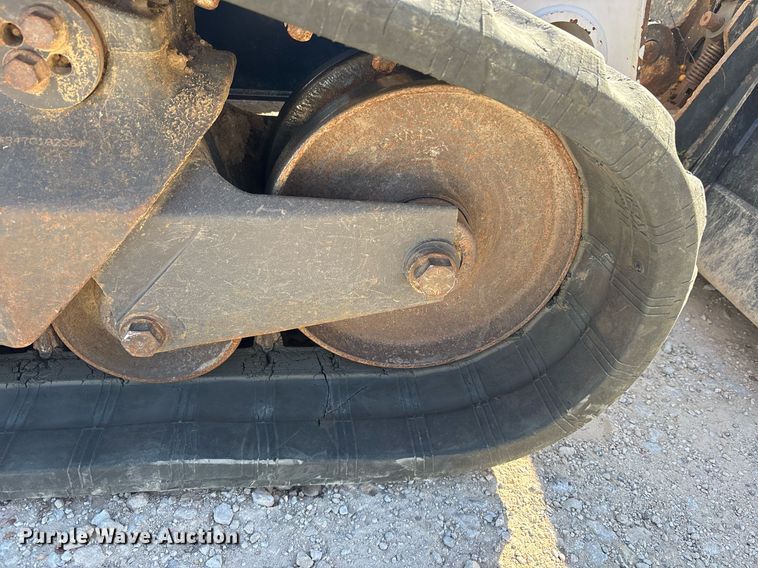 image for item ND9766 2022 Bobcat T870 tracked skid steer loader